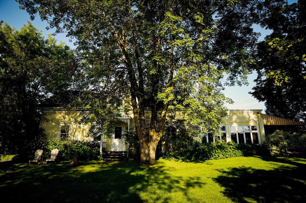 Auberge West Brome Eksteriør bilde