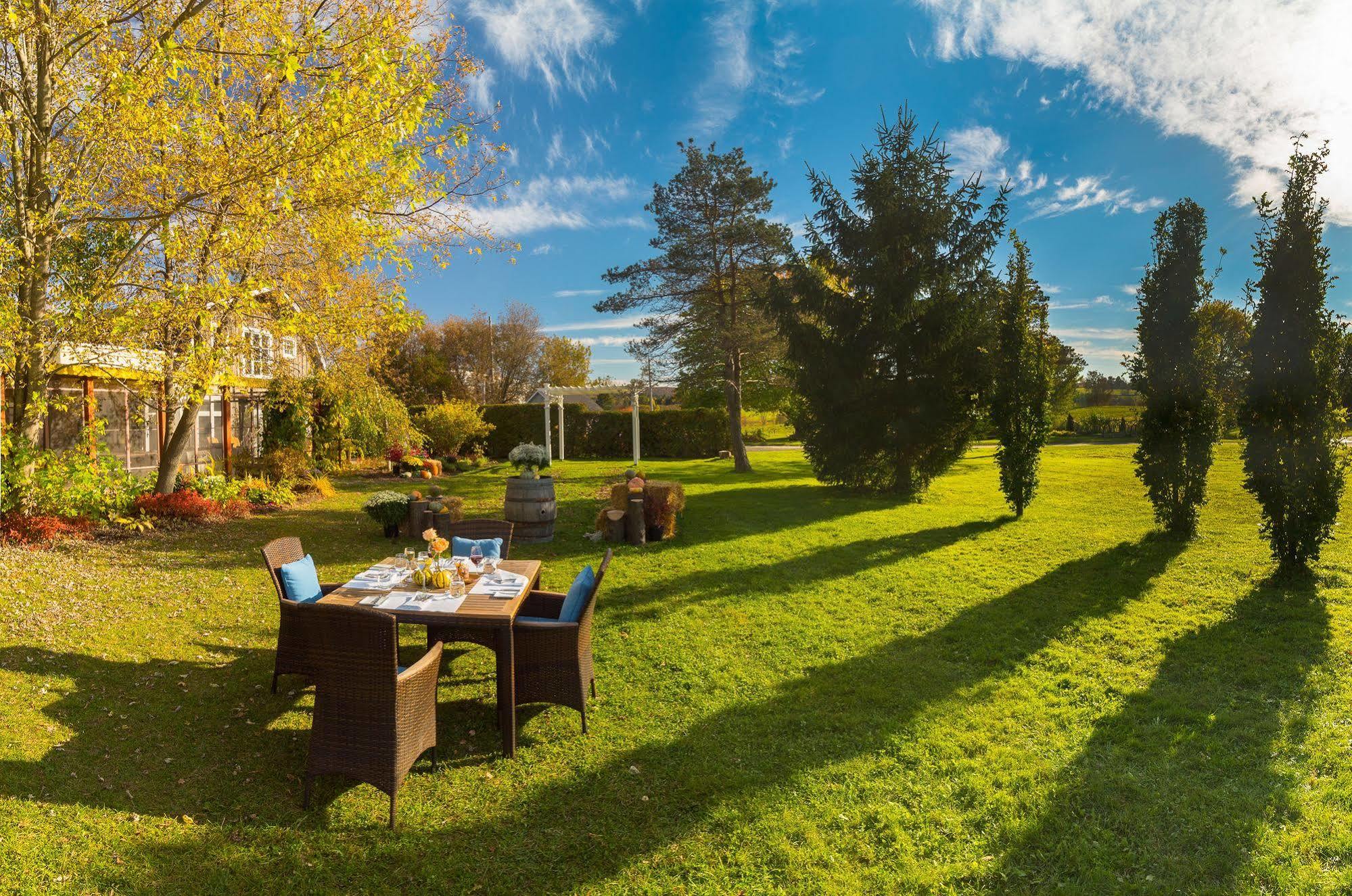 Auberge West Brome Eksteriør bilde